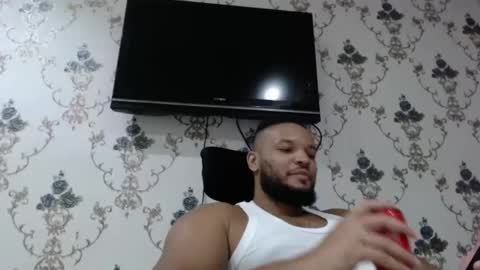 Snapshot of 0_kingsley chatting on January 10, 9:42 pm Kingsley online show from January 10, 9:42 pm