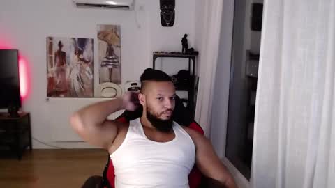 Snapshot of 0_kingsley chatting on October 5, 11:45 pm Kingsley online show from October 5, 11:45 pm