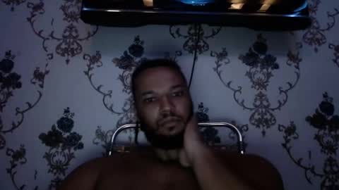 Snapshot of 0_kingsley chatting on January 2, 12:23 am Kingsley online show from January 2, 12:23 am