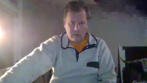 Snapshot of 1029mn chatting on January 19, 2:36 am Takin Profits online show from January 19, 2:36 am