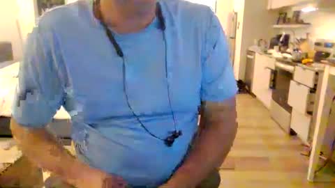 Snapshot of 1029mn chatting on October 2, 5:28 am Takin Profits online show from October 2, 5:28 am