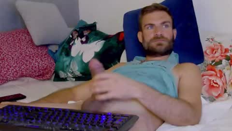 Snapshot of 10in_deluxe chatting on September 26, 5:48 am 10in_deluxe online show from September 26, 5:48 am