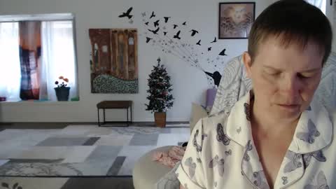 Aurora Willows online show from November 29, 2:47 pm