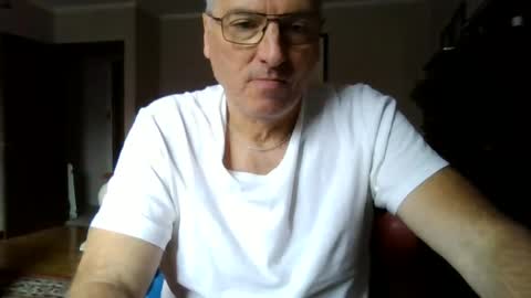 Snapshot of 123456ant chatting on December 1, 4:32 pm 123456ant online show from December 1, 4:32 pm