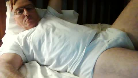 Snapshot of 123456ant chatting on February 16, 12:21 pm 123456ant online show from February 16, 12:21 pm