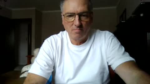 Snapshot of 123456ant chatting on December 30, 5:23 pm 123456ant online show from December 30, 5:23 pm