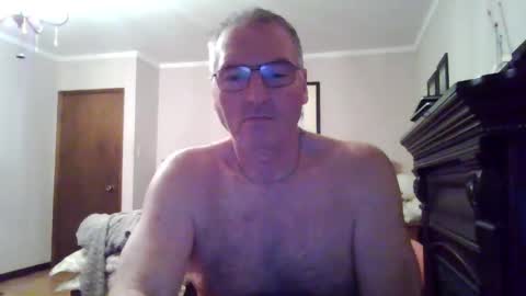 Snapshot of 123456ant chatting on February 10, 3:03 am 123456ant online show from February 10, 3:03 am