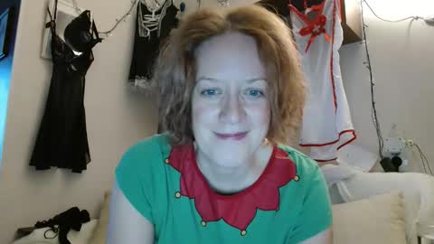 12ennie online show from November 13, 7:44 am