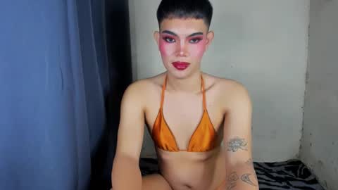 Leren online show from March 4, 3:26 pm