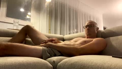 Justin186 online show from February 1, 2:24 pm