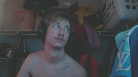 18str8igcock online show from January 13, 3:34 am