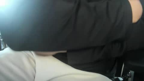 Snapshot of 1bigloadasian chatting on January 27, 7:03 pm 1bigloadasian online show from January 27, 7:03 pm