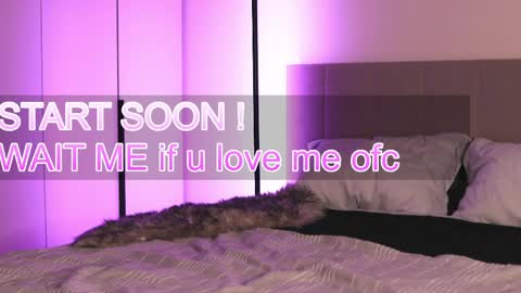 Lily 3 online show from June 2, 8:00 pm