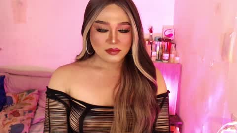 1lovelymess online show from July 16, 4:05 am