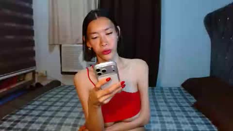 1perfectmodel online show from March 16, 4:22 pm