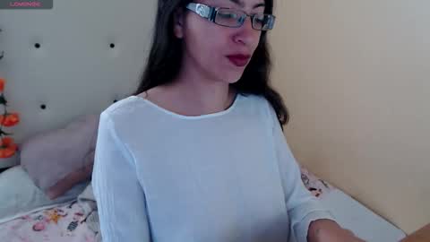 paola online show from March 24, 5:30 pm