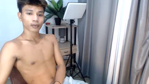1sweetloverxx online show from June 9, 5:18 am