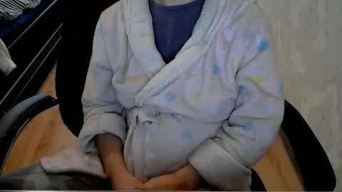 1your_hot_girls online show from December 8, 10:19 am