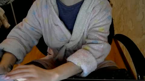 1your_hot_girls online show from December 11, 5:36 pm