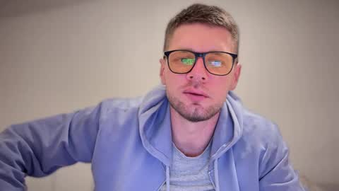 Romano online show from March 8, 4:39 pm