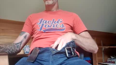 22_acacia_avenue online show from June 6, 12:55 pm