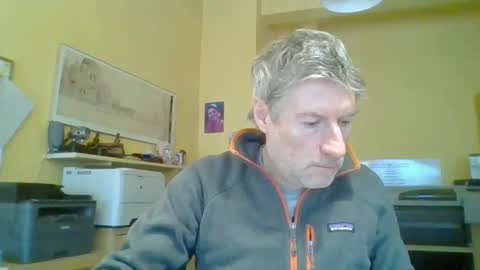 Snapshot of 22esserre chatting on February 18, 9:32 am 22esserre online show from February 18, 9:32 am