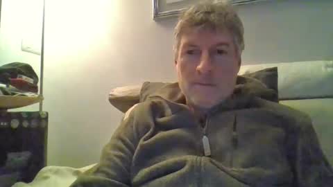 22esserre online show from January 6, 9:52 pm