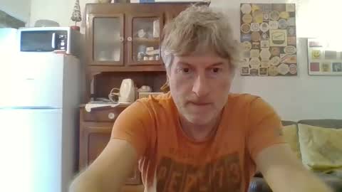Snapshot of 22esserre chatting on October 15, 11:33 am 22esserre online show from October 15, 11:33 am