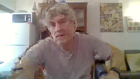 22esserre online show from October 24, 1:34 pm