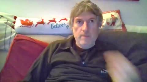 Snapshot of 22esserre chatting on December 6, 9:18 pm 22esserre online show from December 6, 9:18 pm