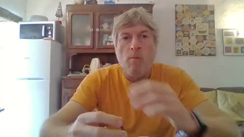 Snapshot of 22esserre chatting on October 9, 11:05 am 22esserre online show from October 9, 11:05 am