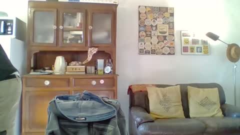 Snapshot of 22esserre chatting on January 3, 12:51 pm 22esserre online show from January 3, 12:51 pm