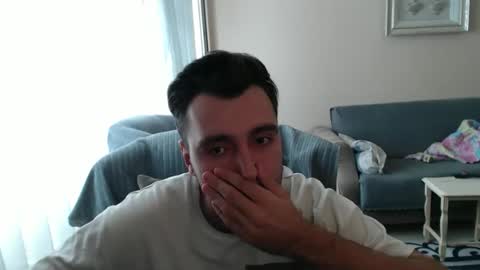 Snapshot of 2handsomeman chatting on September 19, 8:18 am Berk online show from September 19, 8:18 am