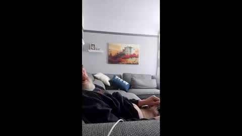 32666damon online show from December 15, 6:26 pm