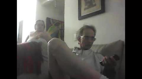 34colombiano34 online show from April 3, 9:16 am