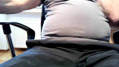 Snapshot of 35cam chatting on October 20, 12:43 pm 35cam online show from October 20, 12:43 pm