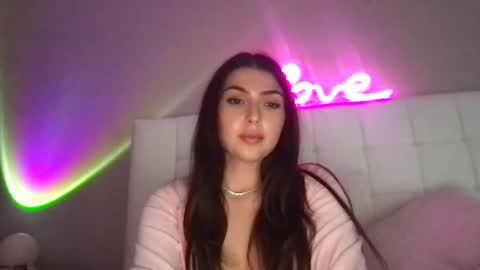 Venus Raee online show from February 26, 4:30 am