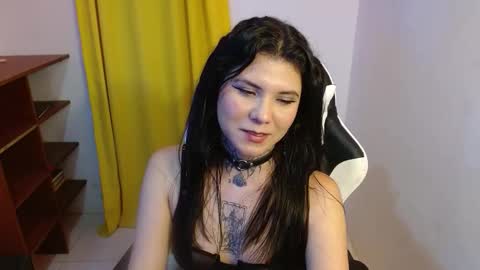 erika online show from November 15, 3:08 am