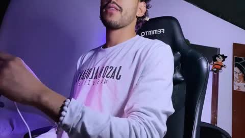 E V I L online show from December 3, 1:37 am