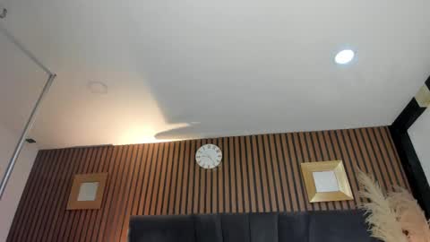 3X NAXAA online show from April 1, 1:41 pm