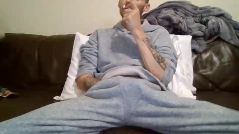 Snapshot of 420feetloverr420 chatting on October 6, 1:34 am 420feetloverr420 online show from October 6, 1:34 am