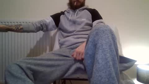 420feetloverr420 online show from January 11, 2:06 am