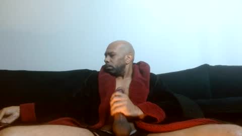 420flyguy online show from July 25, 2:37 pm