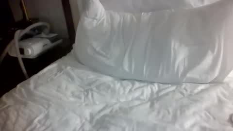 4uguys online show from May 13, 4:22 am