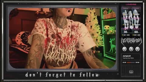 Juune online show from December 5, 8:28 pm