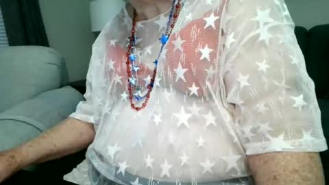 Missy online show from July 4, 1:04 pm