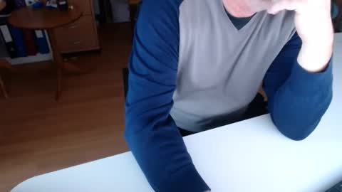 69pifpaf online show from November 15, 7:43 am