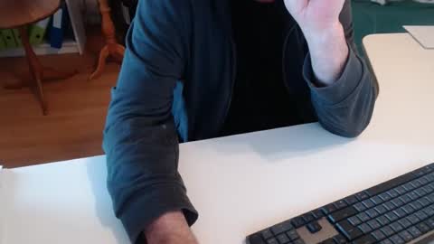 Snapshot of 69pifpaf chatting on February 20, 12:04 pm 69pifpaf online show from February 20, 12:04 pm