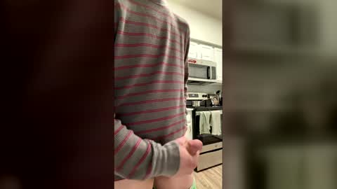 Daddy online show from April 8, 12:30 pm