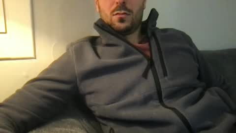 6tu online show from January 11, 7:31 pm